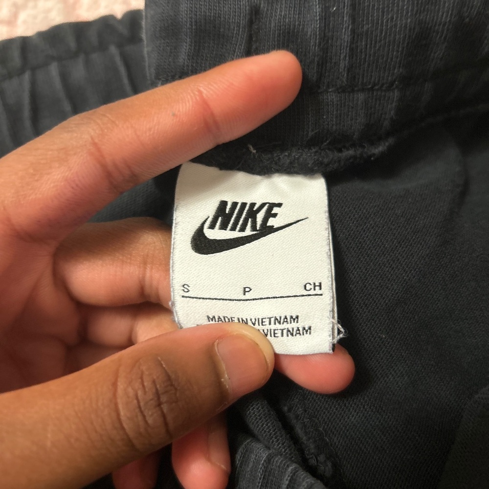 Nike Women's Sportswear Club Fleece Pants - Picture 3 of 4